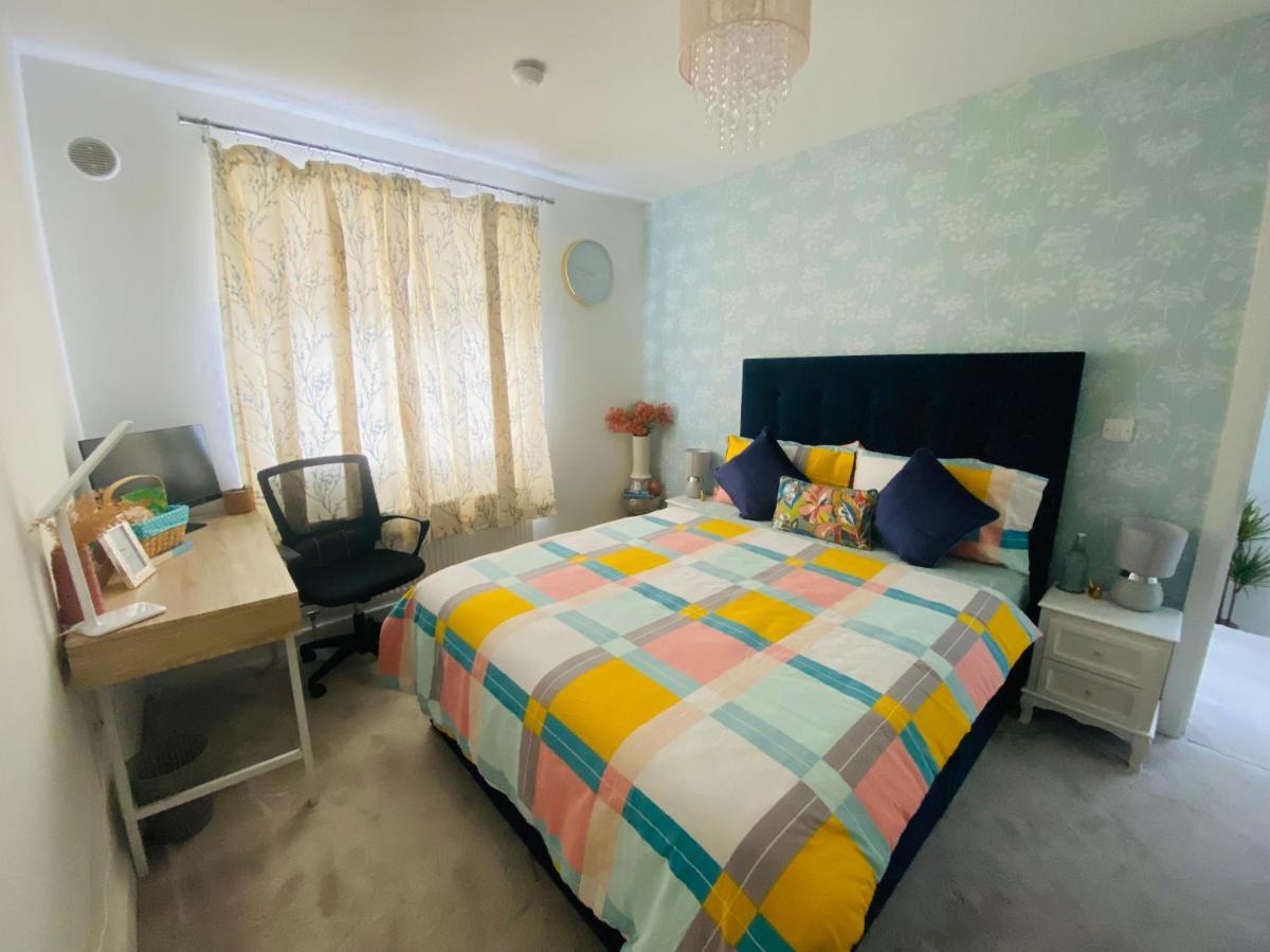 Double Room In Our Family Home Дублин Экстерьер фото
